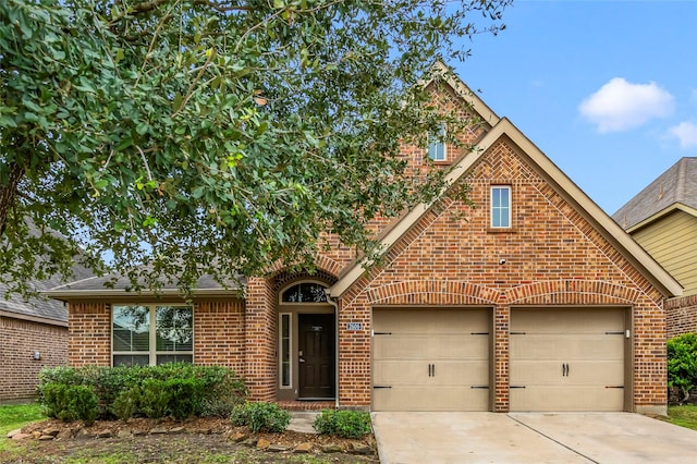 view of front of house featuring a garage