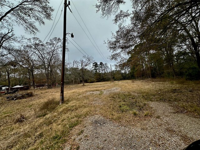 Listing photo 2 for 1739 County Road 373, Splendora TX 77372