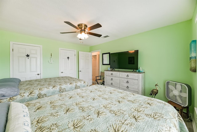 bedroom with ceiling fan