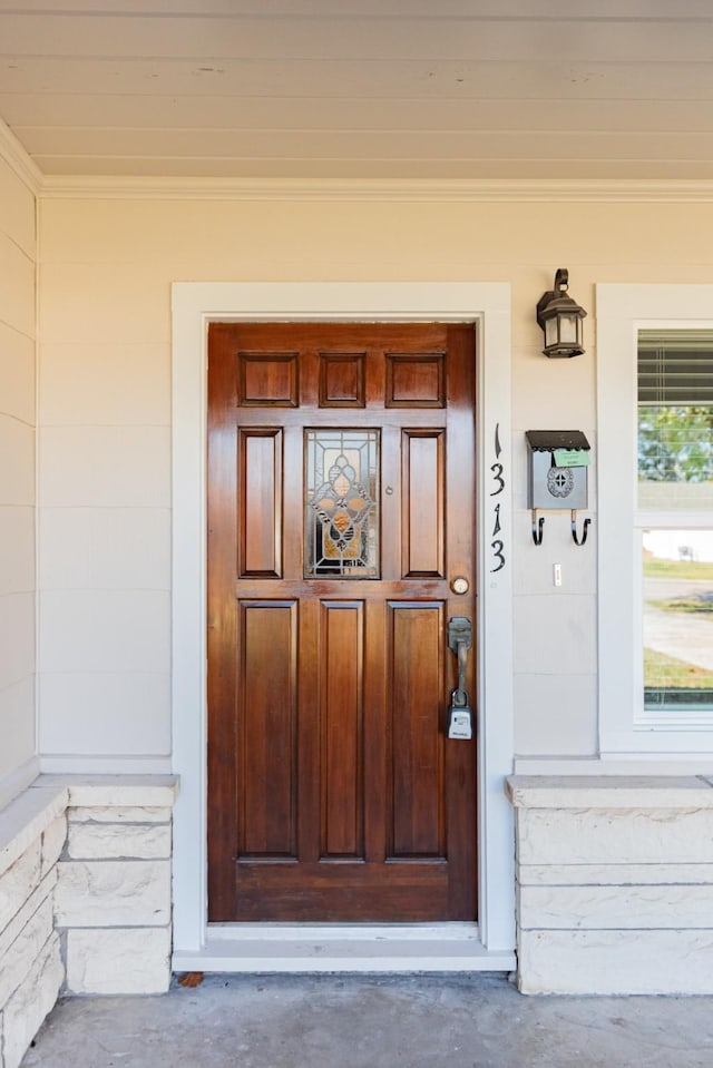 view of property entrance