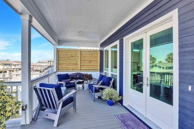 balcony featuring an outdoor hangout area