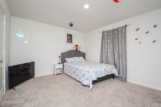 bedroom featuring carpet floors