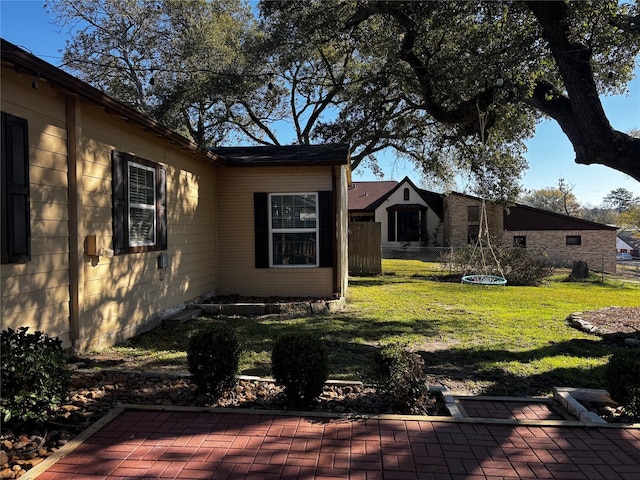 view of yard with a patio