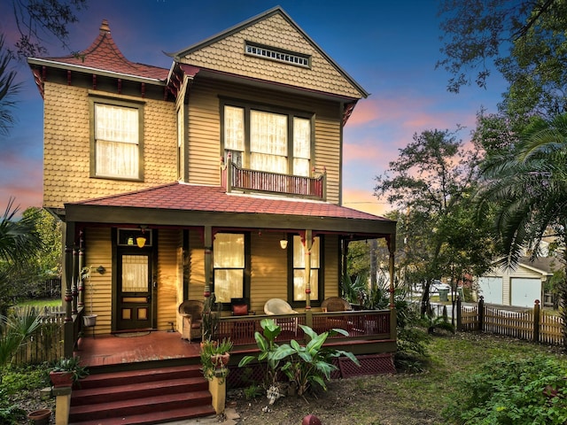 view of front of house with covered porch