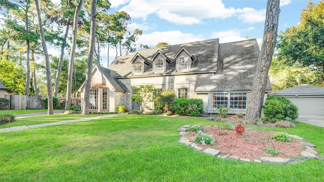 view of front of house with a front yard