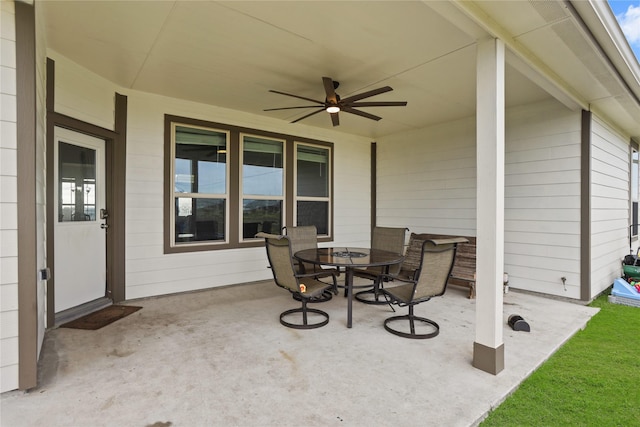 view of patio with ceiling fan