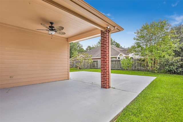 view of patio with ceiling fan