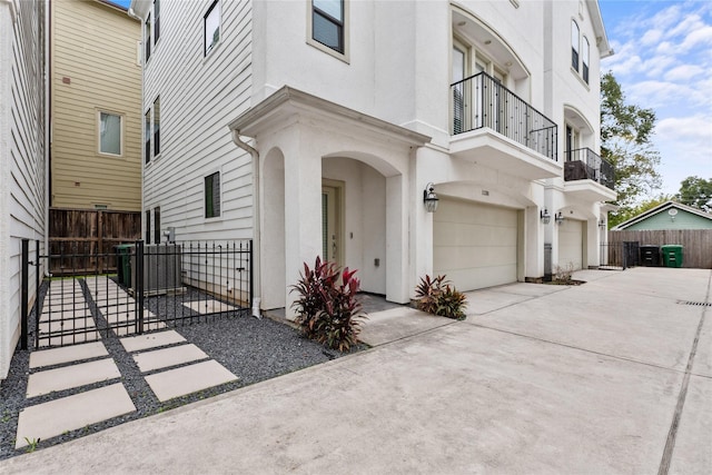 view of front of house with a garage