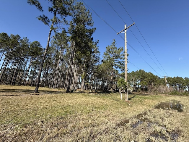 Listing photo 3 for 1136 County Road 5000, Cleveland TX 77327