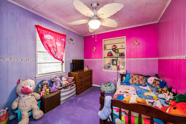 bedroom featuring crown molding and ceiling fan