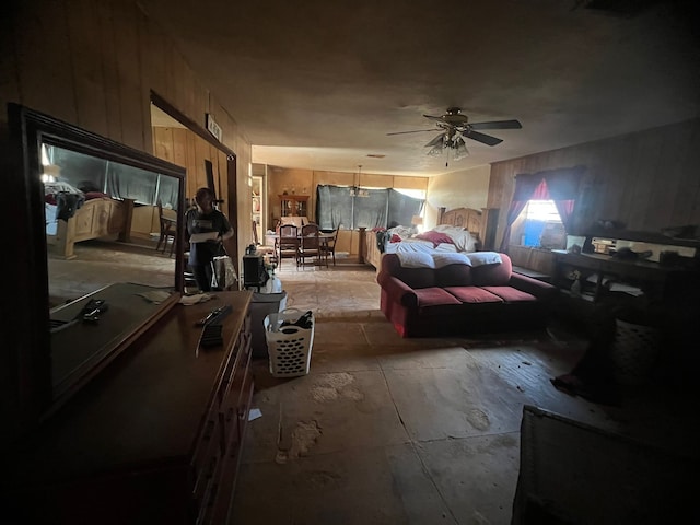 bedroom with ceiling fan