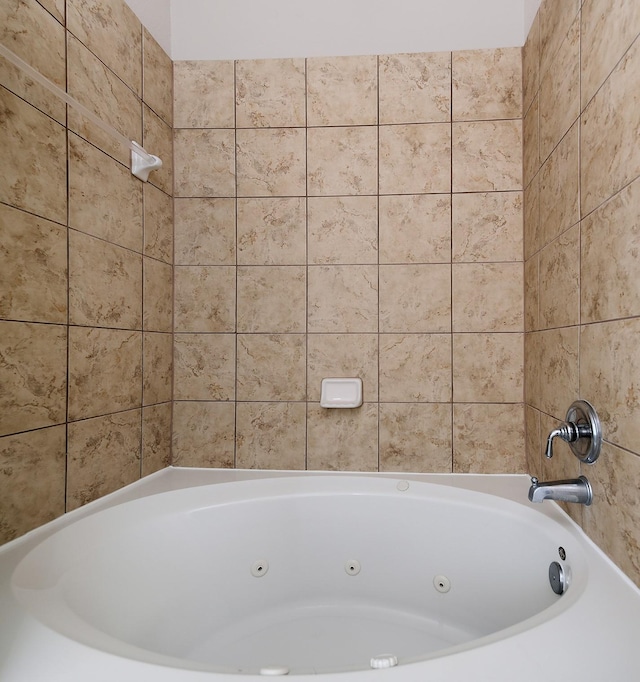 bathroom featuring a bathing tub