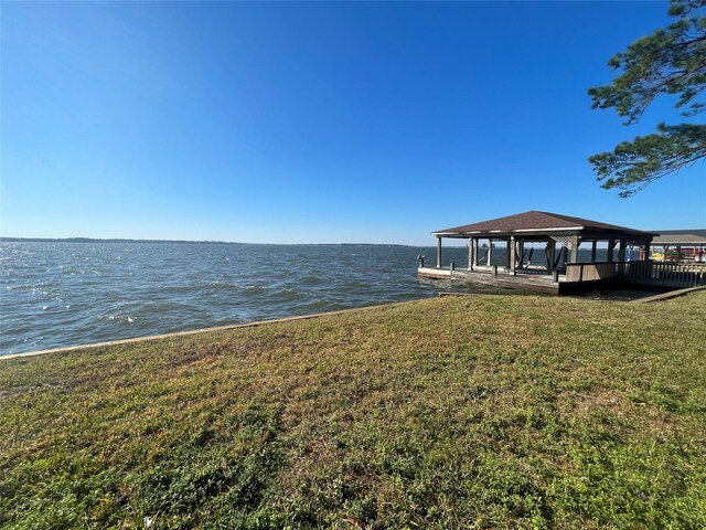 9255 Escondido Dr, Willis, TX 77318