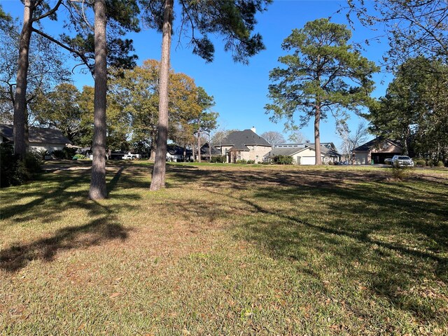 9255 Escondido Dr, Willis, TX 77318
