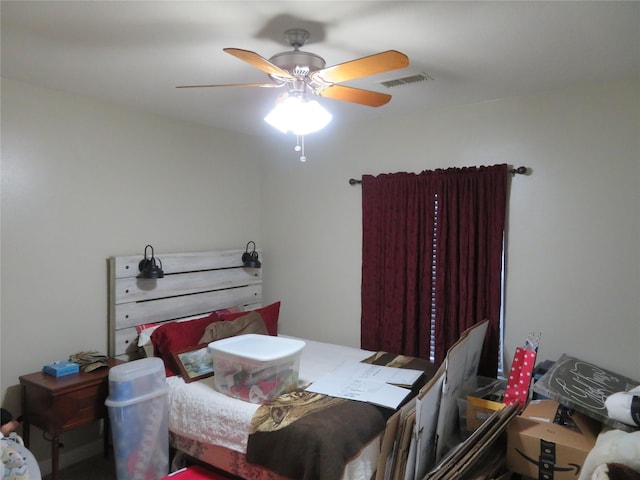 bedroom featuring ceiling fan