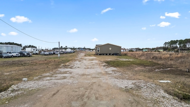 Listing photo 2 for 68 County Road 5119, Cleveland TX 77327