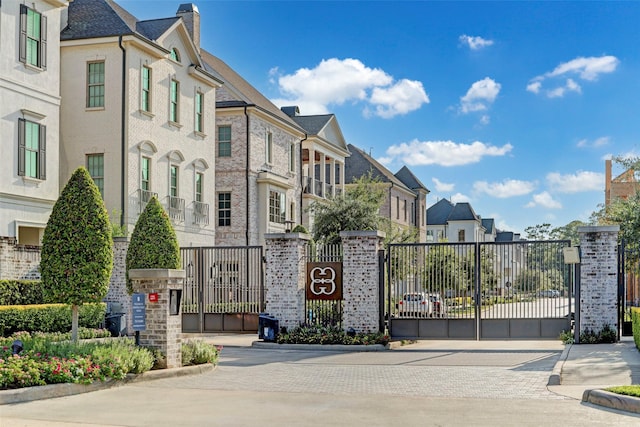 203 Memorial Parkview Dr, Houston, TX 77024
