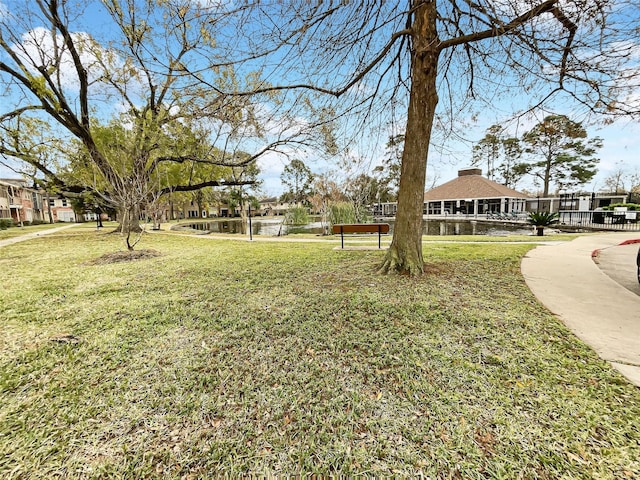 view of yard featuring a water view