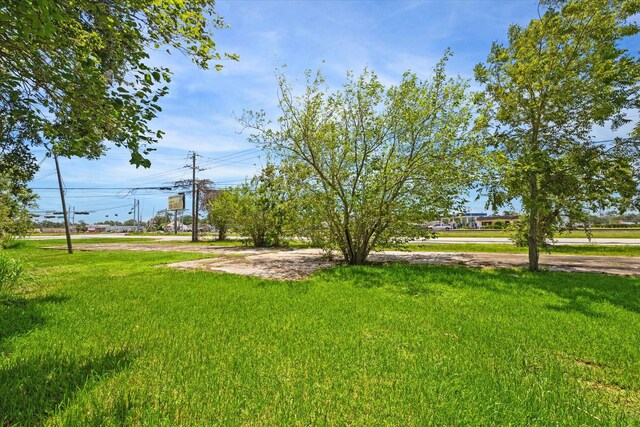 408 N Oak St, Texas City, TX 77591 - photo 8