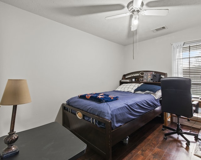1711 Village Court Ln, Rosenberg, TX 77471 - bedroom featuring hardwood / wood-style floors, visible vents, and ceiling fan