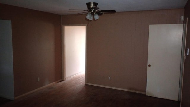 spare room with ceiling fan