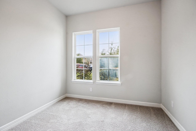 view of carpeted spare room