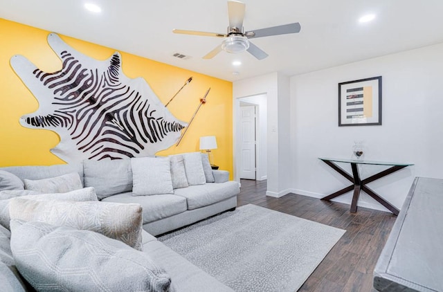 8614 Linkpass Ln, Houston, TX 77025 - living area with recessed lighting, dark wood-style floors, ceiling fan, and baseboards