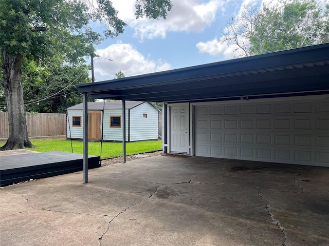 8614 Linkpass Ln, Houston, TX 77025 - garage with a detached garage