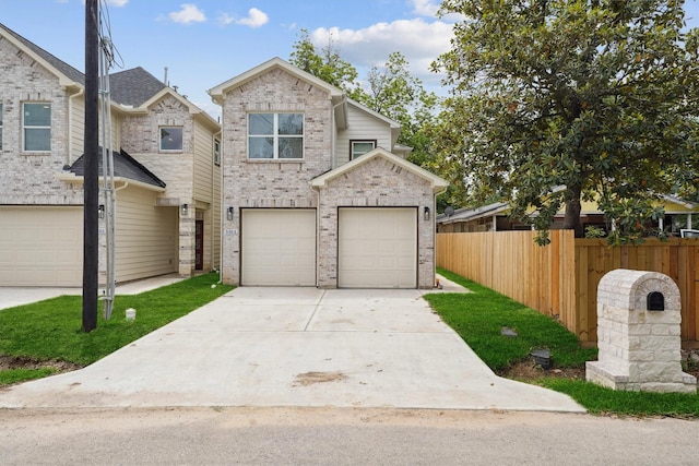 view of front facade featuring a garage