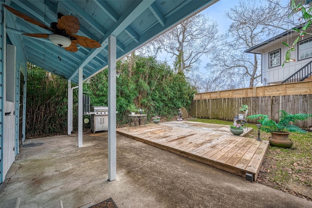 view of patio featuring a wooden deck and ceiling fan