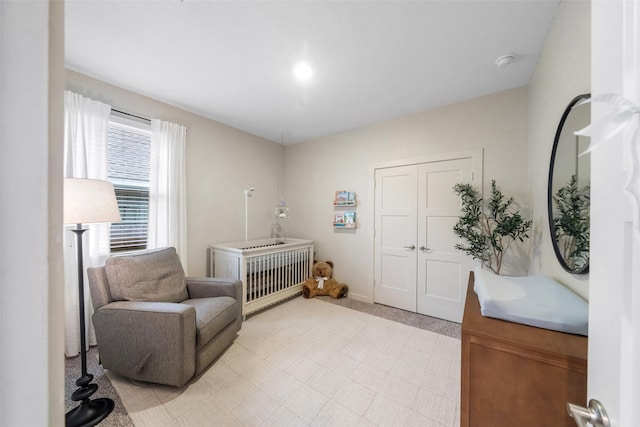 sitting room with light carpet