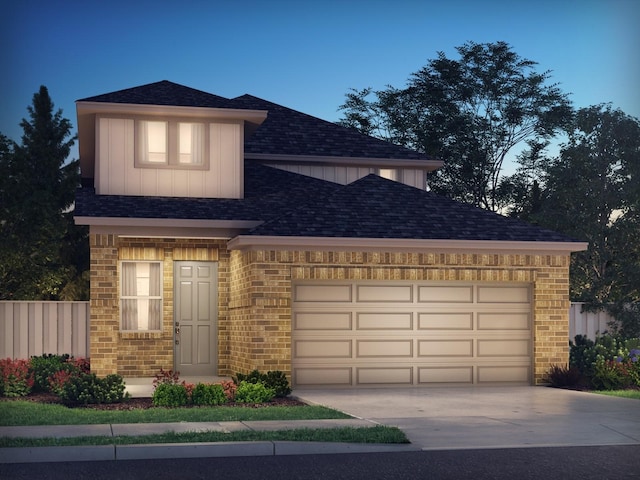 view of front facade featuring a garage