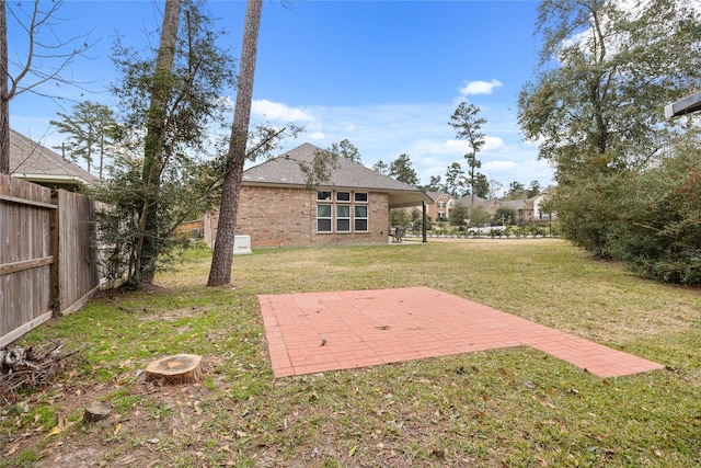 view of yard featuring a patio