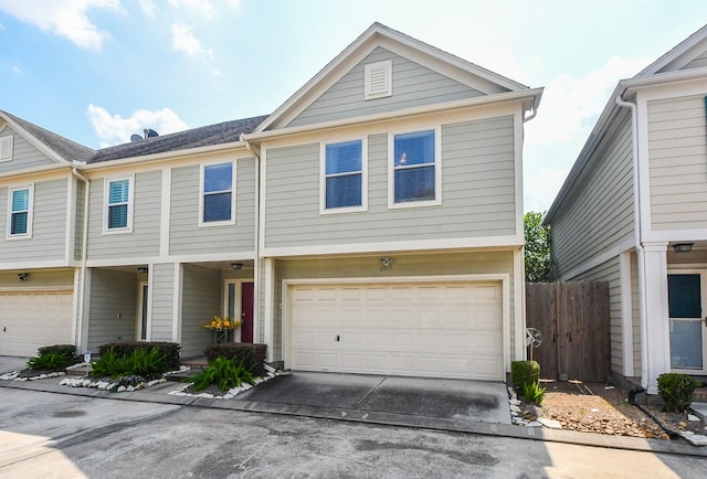 view of front facade featuring a garage