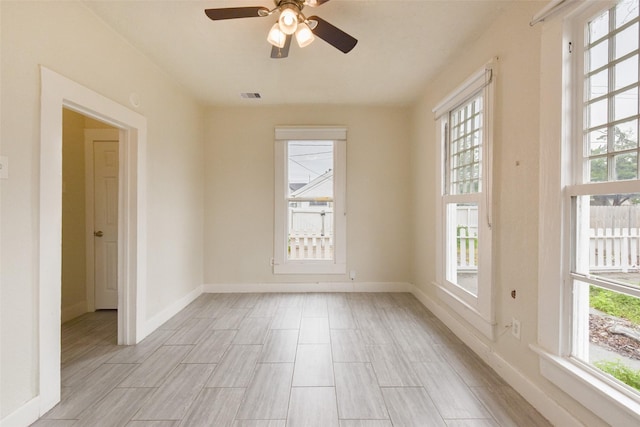 empty room with ceiling fan