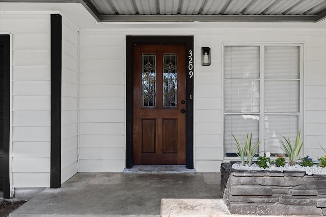 view of property entrance