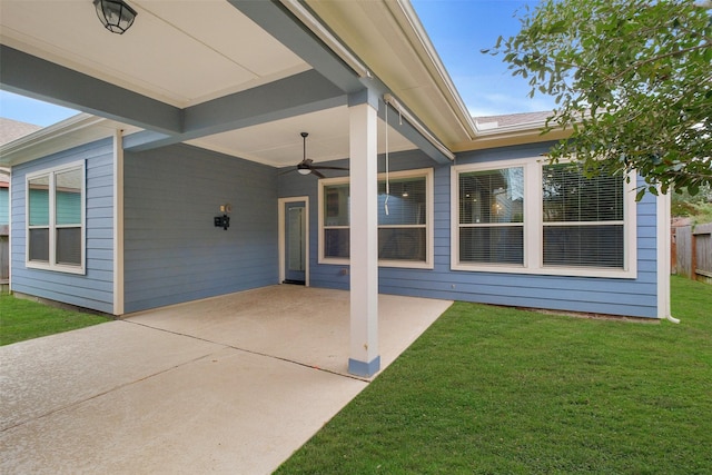 view of patio featuring ceiling fan