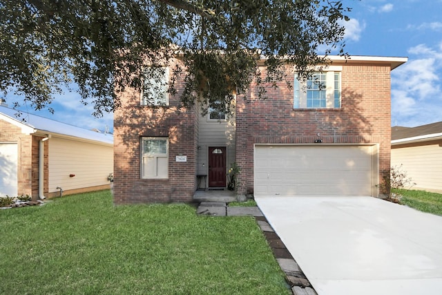 view of front facade featuring a garage and a front yard