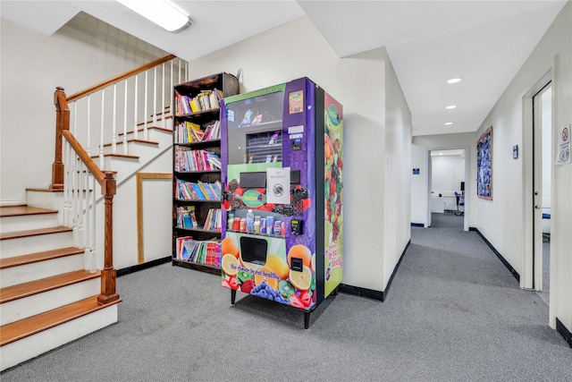 game room with carpet