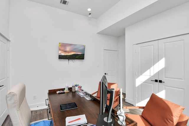 office area featuring hardwood / wood-style floors