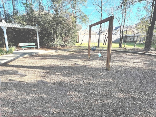 6731 Pinetop Glen Ln, Spring, TX 77379 - view of yard