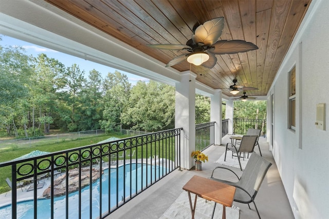 balcony with ceiling fan