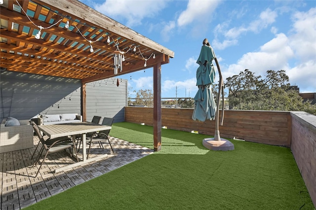 view of yard featuring a patio and a pergola