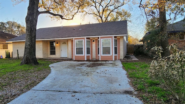 view of front of home