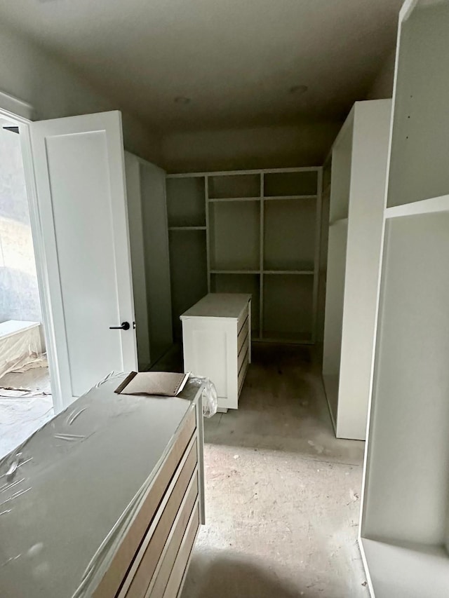 2231 Colquitt St, Houston, TX 77098 - view of walk in closet