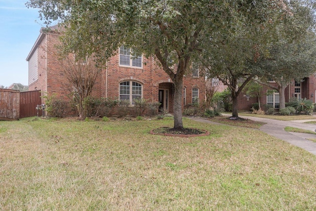 view of front of house with a front lawn