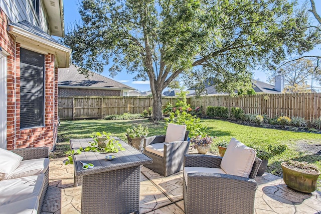 view of patio / terrace featuring an outdoor hangout area