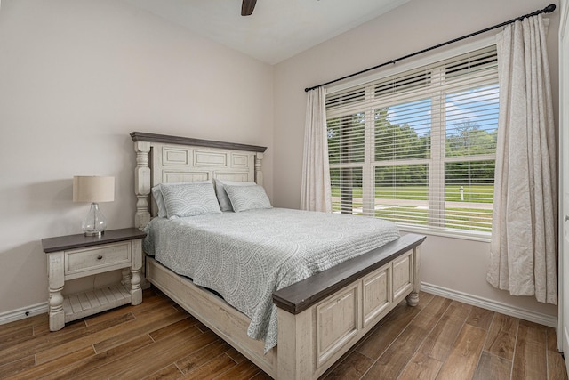 bedroom featuring ceiling fan