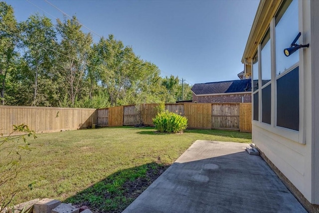 view of yard with a patio