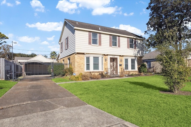 view of front of home featuring a front lawn